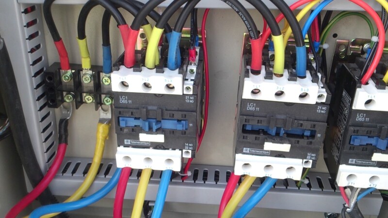 lap dat contactor khoi dong tu 8