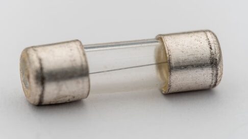 Cầu chì: Cấu tạo, nguyên lý hoạt động và cách phân loại